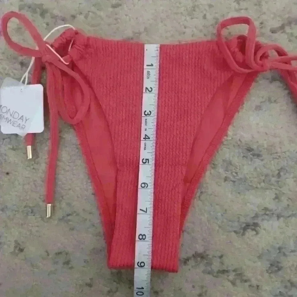 Monday Swimwear Women's Cala Conta Crinkle Sangria Orange Bottom P (0-2)